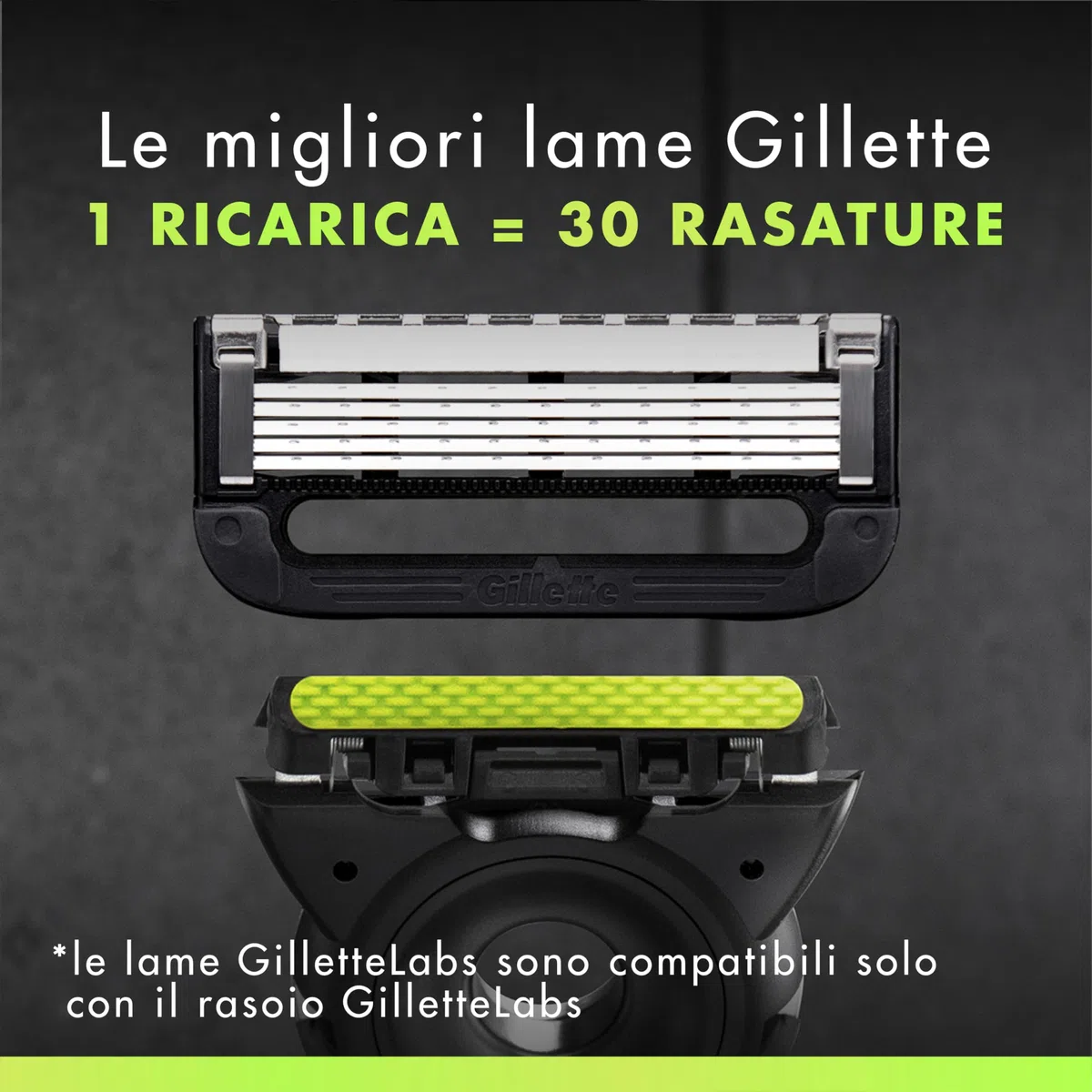 Gillette Labs Rasoio a Mano Libera con Barra Esfoliante e Lamette di Ricambio, 1 Manico + 5 Lamette Gillette Labs di Ricambio, Include Gancio da Parete e Custodia da Viaggio