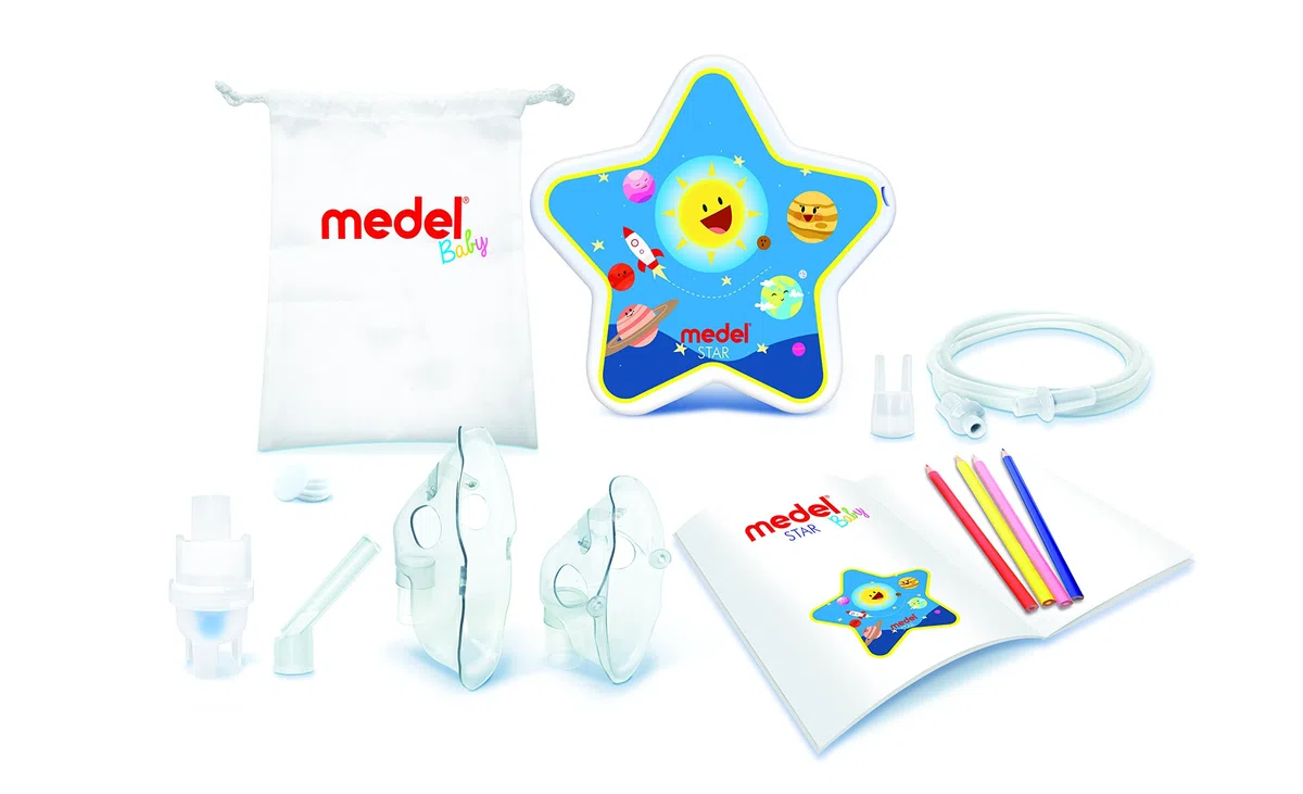 Medel 95141 Star Aerosol a Forma di Stella con Album da Disegno e Matite Colorate
